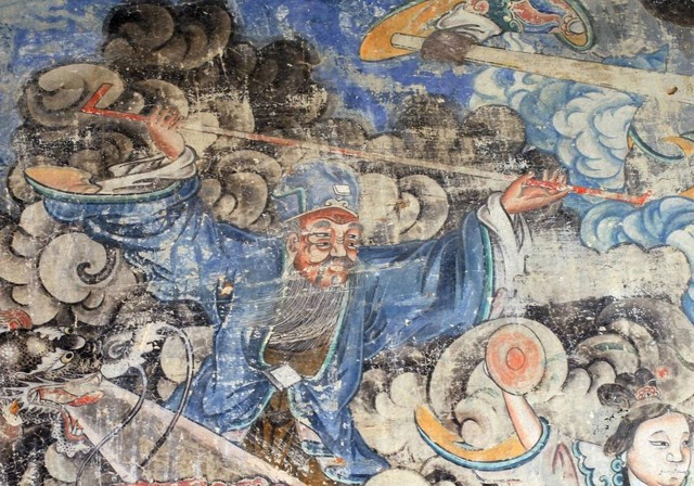 龙王庙西墙是《龙王得胜回宫图》,画中人物和《龙王出巡布雨图》中