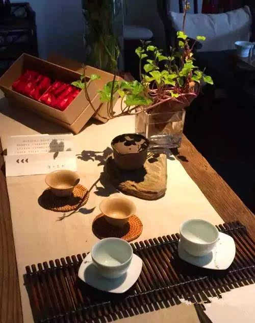 西安喝茶偷闲的好去处,听说喝茶和下雨天更配哦