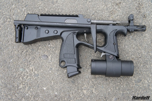 kbp仪器设计厂研制的冲锋枪,同时兼具冲锋手枪和个人防卫武器的特点