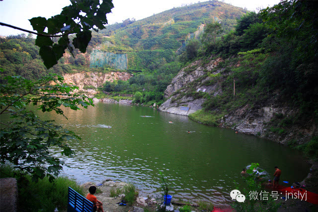 华泉也称华水,因华山得名. 砚 砚池泉之浩瀚可用湖光山色来形容.