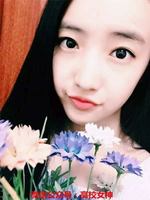 16岁高中美少女清纯可爱,网友惊呼:林依晨妹妹!