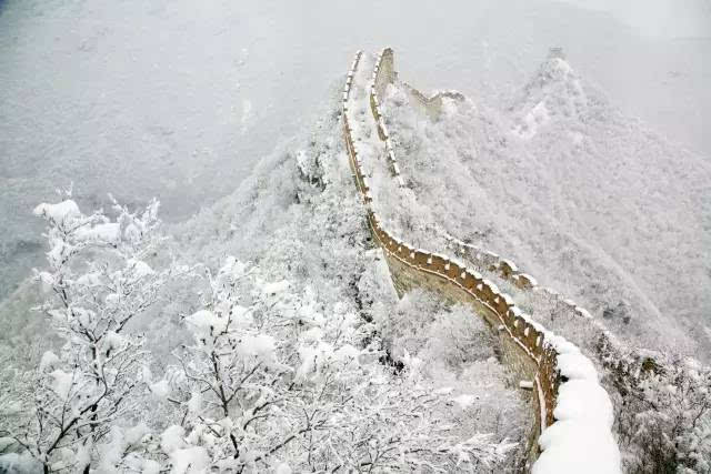 想带你去北京 看一眼雪后静谧故宫 感受一把皇城的繁华 领略一次长城