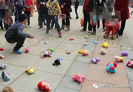 天津一老太太被判刑三年半,竟是因为路边摆摊儿打气球
