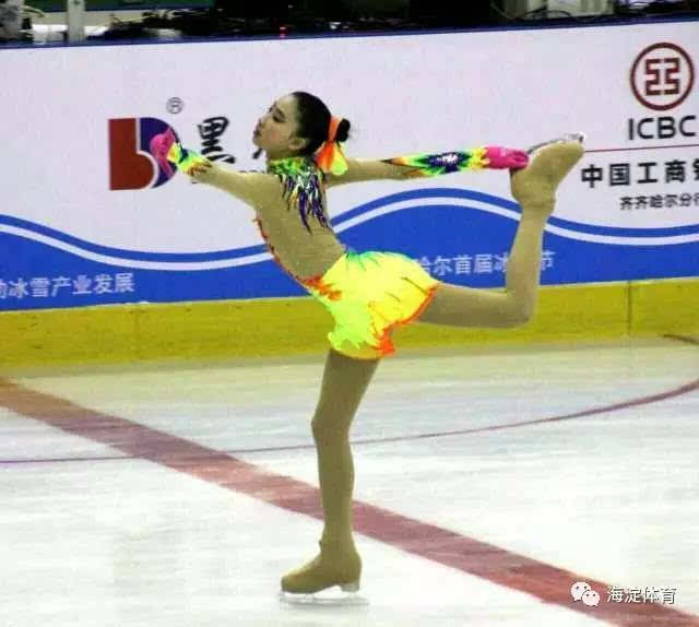"火苗"闪耀齐齐哈尔!海淀队员陈虹伊在全国花样滑冰少年系列赛中夺冠