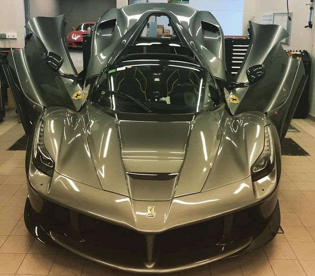 国内首台敞篷版laferrari 售价超过3000万!-汽车频道