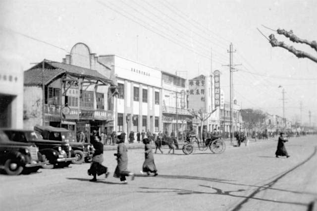 老照片:国民政府还都时的金陵街景 1946年