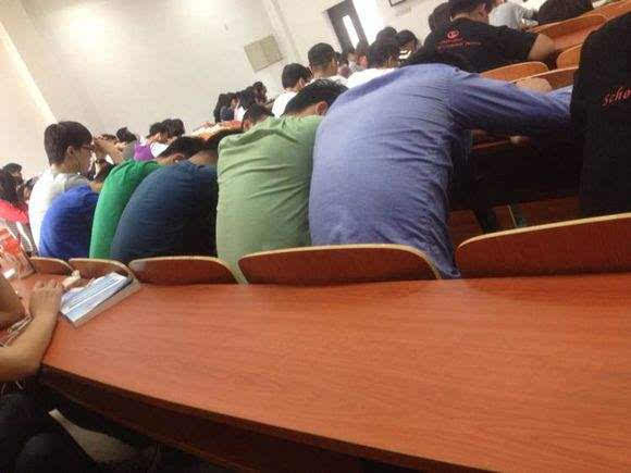 现在的大学生都在做什么?