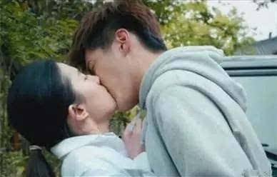 《琅琊榜2》刘昊然和张慧雯对戏羞红耳朵 年轻男演员都好容易害羞噢!
