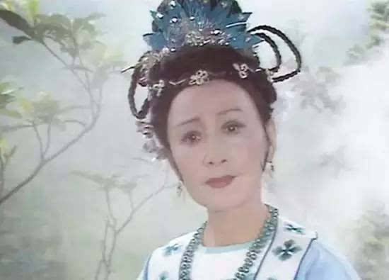 徐冠春,在86版《西游记》扮演昴日星官. 黎山老母(李恩琪)