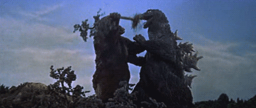 日本的怪兽电影设定一般属于后一种情况,东宝的"哥斯拉"系列和大映的