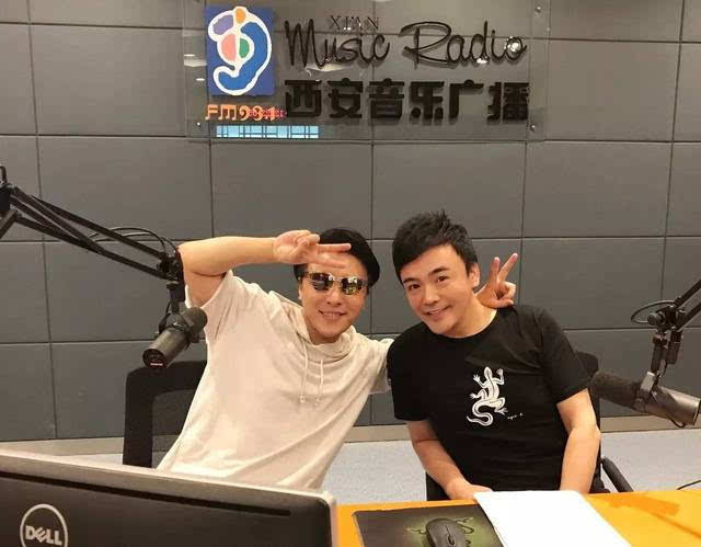 著名音乐人曹轩宾今日做客fm93.1西安音乐广播