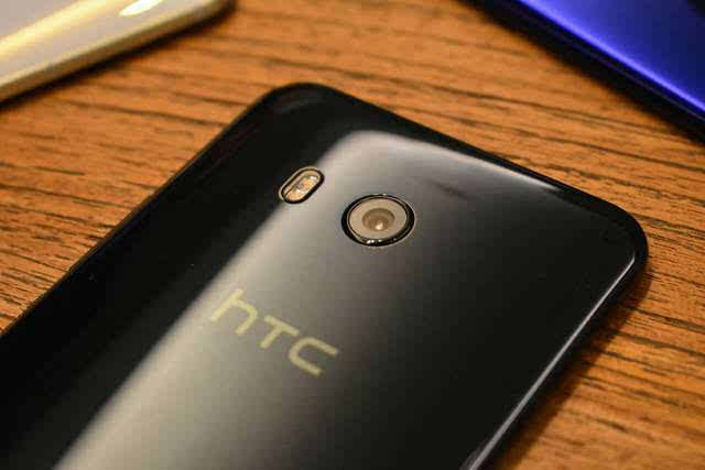 htc u11发布:全球最强拍照 边框触控,4500起售