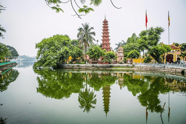 越南河内边骑边游,找到了中国人很少去的景点-旅游频道-手机搜狐