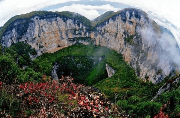 天下第一坑——天坑