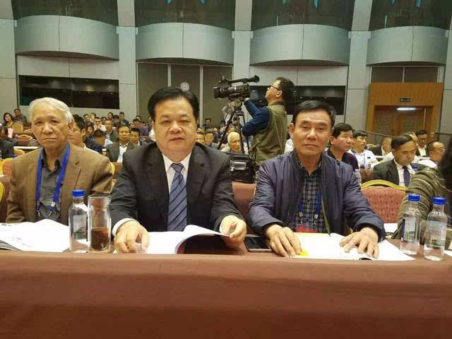 赵加富赵章起出席福建省赵氏委员会成立大会