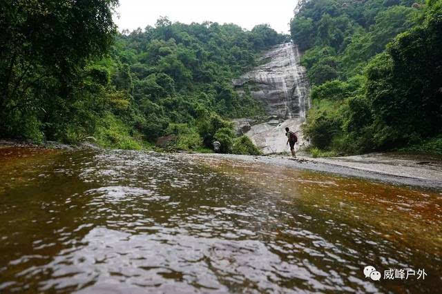 (高清大图 视频)连山小三江又一处壮观瀑布,溪谷宛如香格里拉