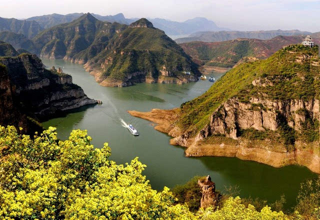 6月11日活动当天对所有游客实行门票半价优惠(不含景区内小交通).