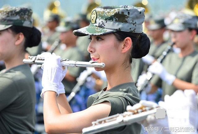 图看中国各兵种女兵英姿,颜值秒杀各路明星!