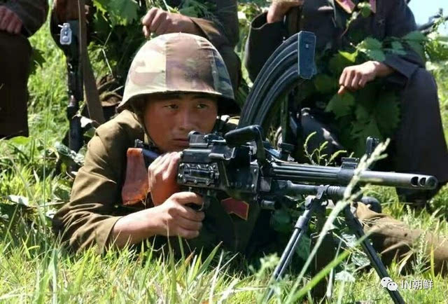 朝鲜人民军步兵分队编制及武器装备概览