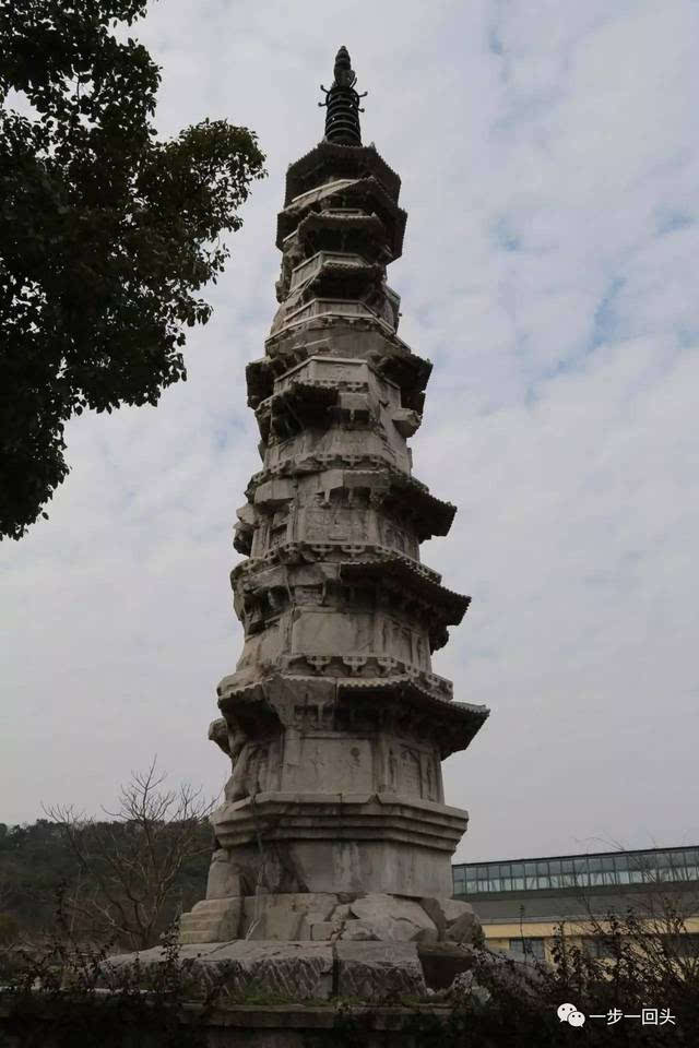 杭州市闸口白塔,梵天寺经幢,龙兴寺经幢