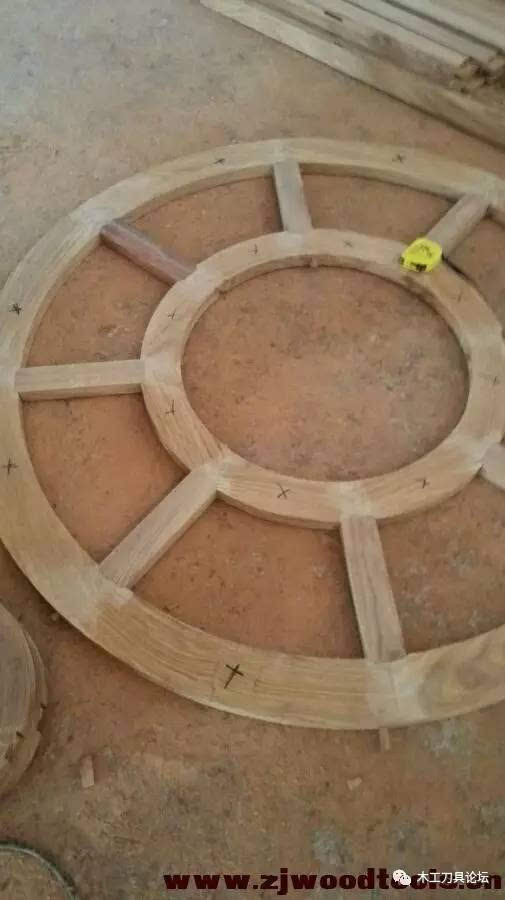 红木老师傅30多图详解实木圆台结构及制作过程,看完的
