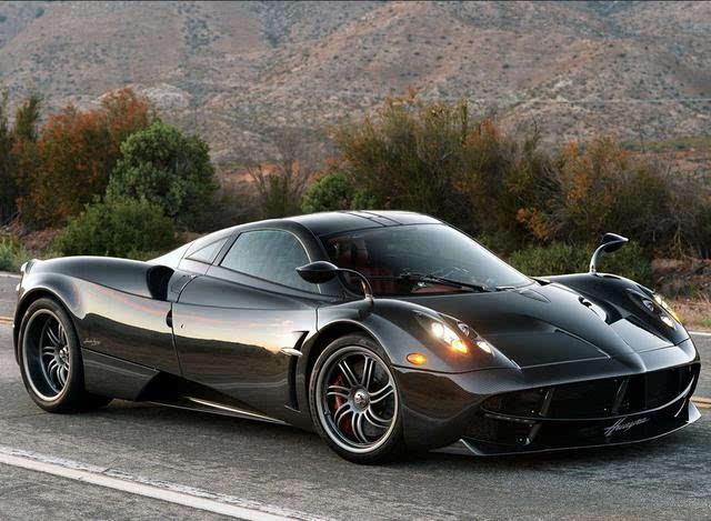 帕加尼huayra dinastia 跑车 帕加尼huayra dinastia,该车型专门为