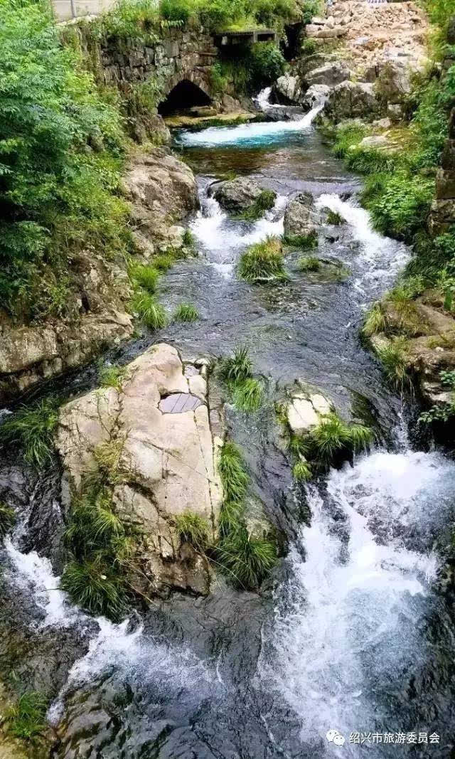 上青古道 新联村 上青古道,由陶宴岭古道和日铸岭古道等组成,自王