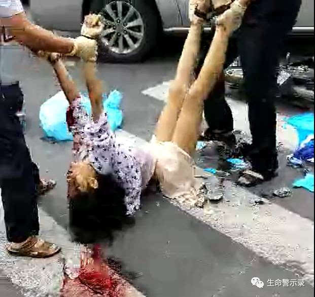 两名美女,当街被碾头身亡,可怜,可惜,可悲!