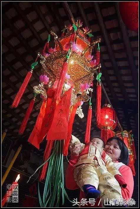 鹤山非遗|鹤城客家上灯习俗,对生命的虔诚祝福