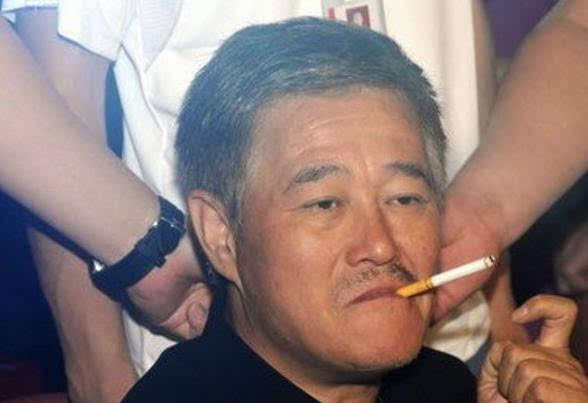 赵本山的保镖反客为主了?知道了赵的那些事?