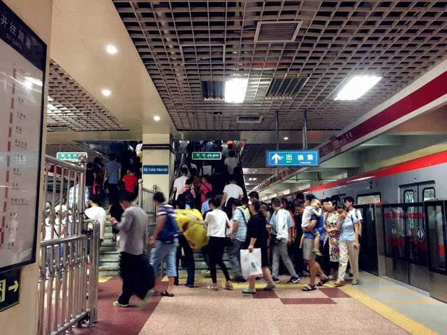 北京最让人为难的地铁站有两个,一个是四惠,另一个是四惠东