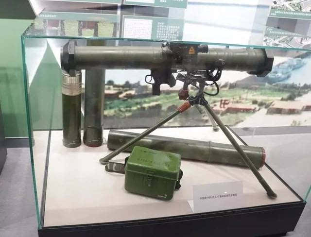 中国造98a式120毫米反坦克火箭筒