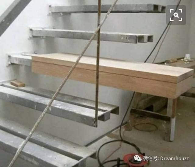 ▼ 踏板的结构可选择悬浮式,钢解构,混凝土: 悬浮式 ▼ 混凝土式 楼梯