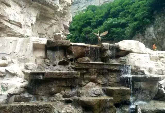 重磅!灵石红崖大峡谷景区,5000张门票免费送【仅限祁县】