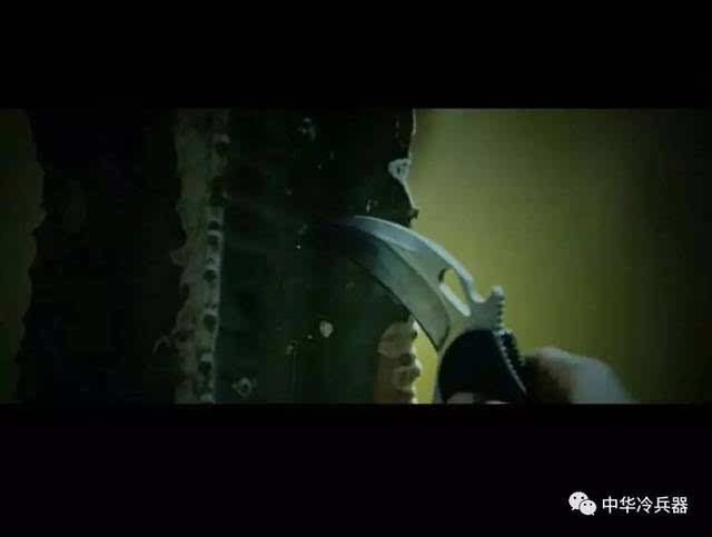 盘点《战狼2》中的冷兵器,看吴京如何演绎铁血传奇!