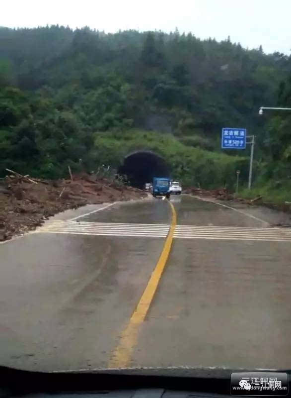 路况信息:往三江南站,三柳高速连接线,321国道方向的道路已通车