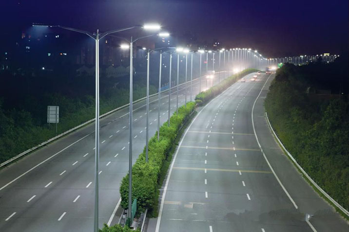 美国用智能照明技术改善交通运输基础设施使用