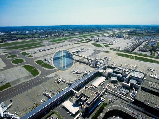 伦敦(gatwick)盖特威克机场停车位$25万起伦敦盖特威克机场一瞥:2015