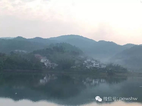 大美普洱,洗马湖畔,仙景中的村落大美普洱,清晨的洗马湖美景大美普洱