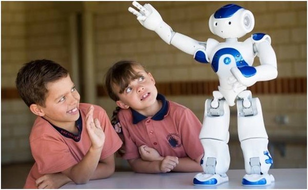 智能机器人走进课堂,这是澳大利亚中学的日常