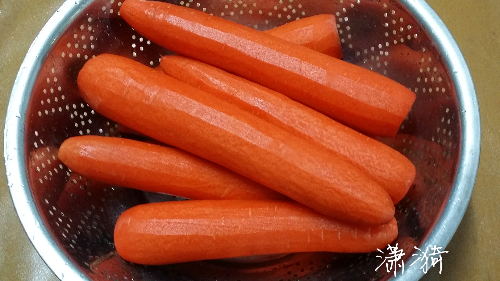 胡萝卜要多吃，教你好吃做法，制作简单，营养丰富，孩子也爱吃_哔哩哔哩_bilibili