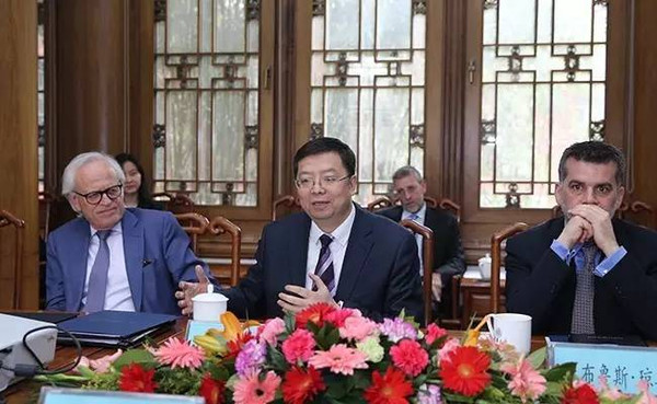 布鲁金斯学会中国理事会第二次会议在清华举行