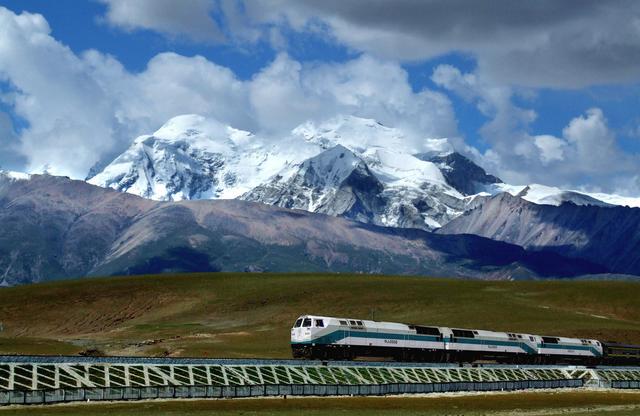 印度这回彻底慌了:中国铁路衔接尼泊尔三大城