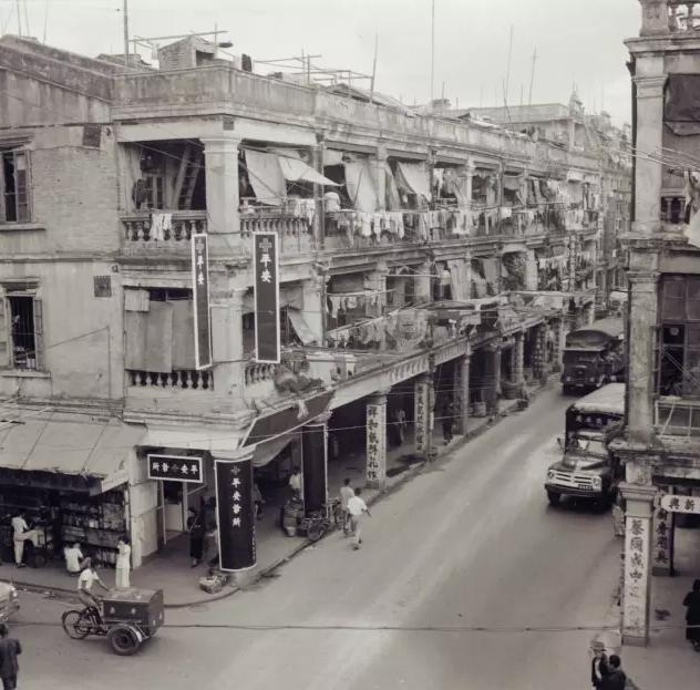 1949年到香港人口_香港2021年生肖表