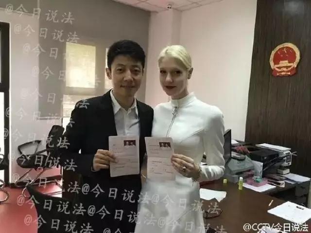 【沙发管家】撒贝宁结婚啦!老婆叫李白!