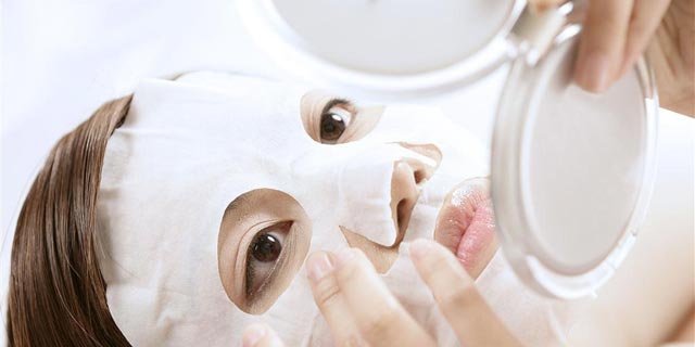滥用护肤品导致激素脸,应该怎样护肤和修复?