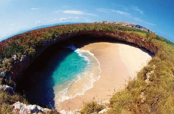 全球16个最独特沙滩,美似人间仙境!