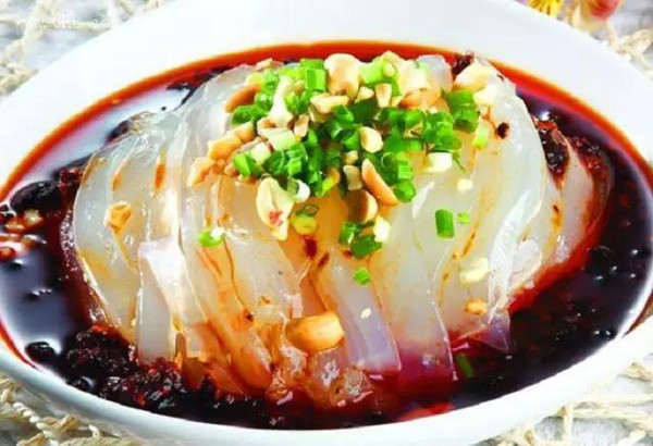 河南郑州最受欢迎十大美食,胡辣汤,烩面,凉粉,羊肉汤.