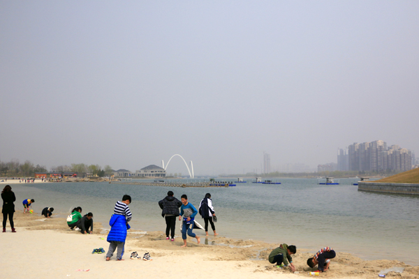 开封西湖白沙滩风景如画