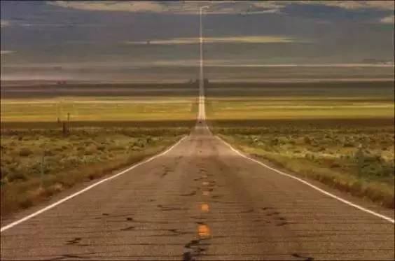 绝望的风景:美国最美的十条公路